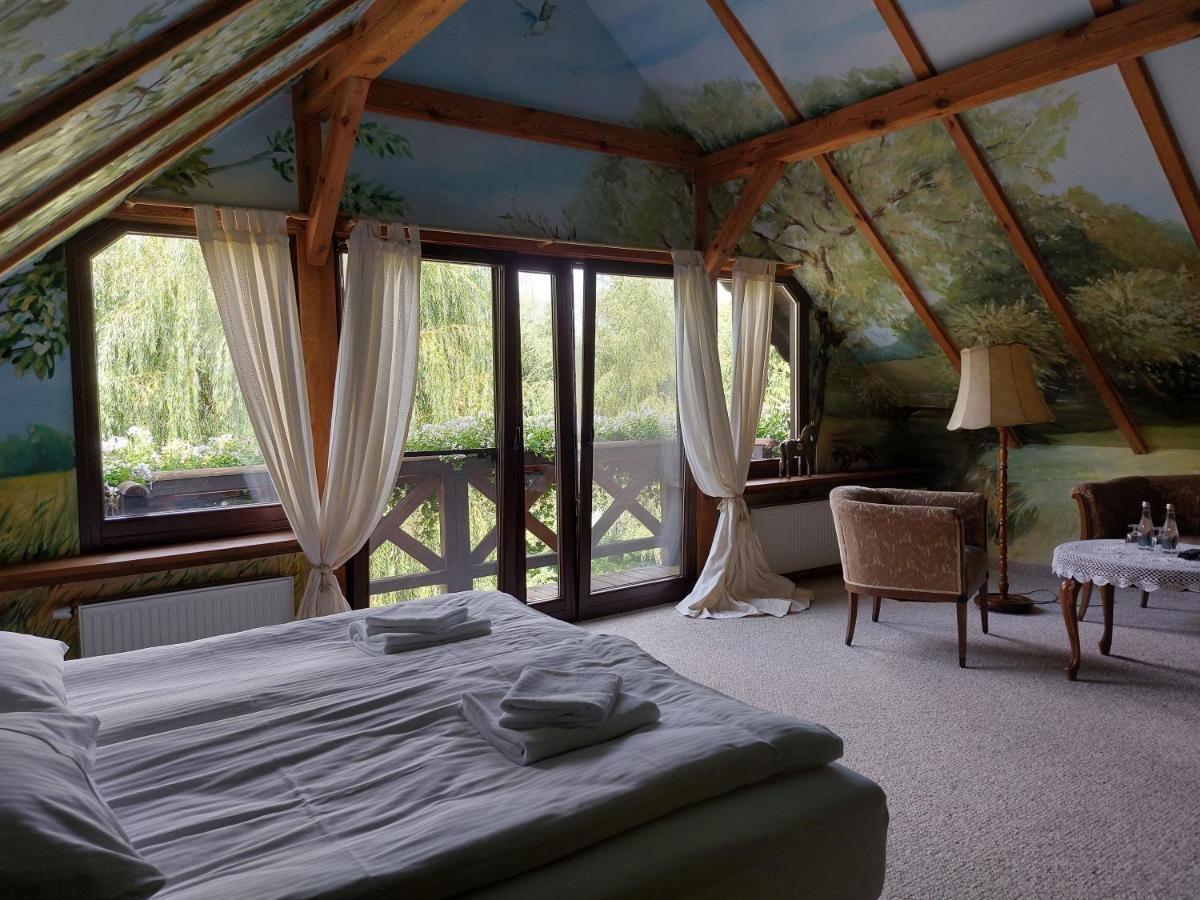 Tamarynowa Osada - Kraina Udanego Wypoczynku Villa Lowyn Bagian luar foto